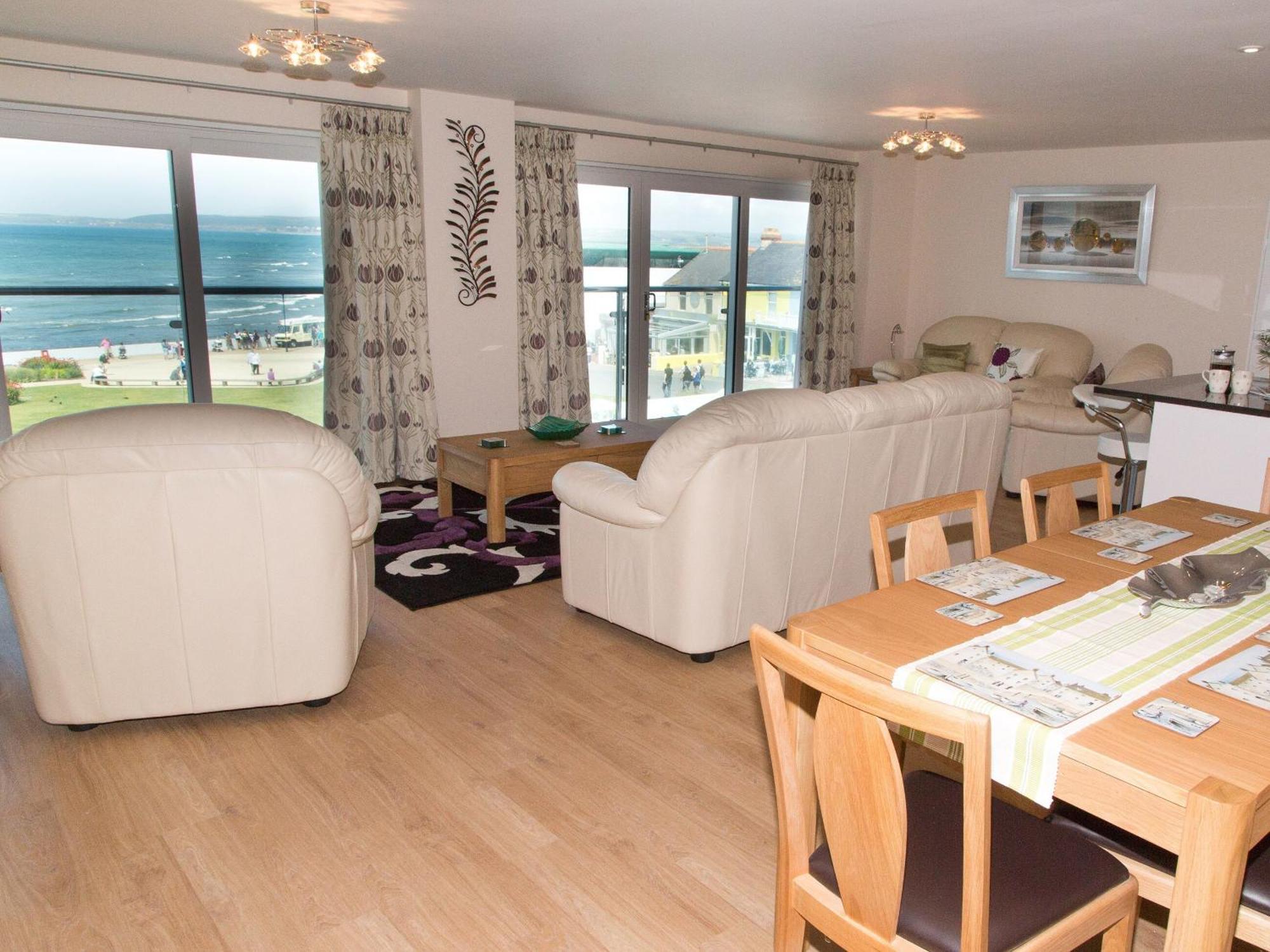 Apartment 11 - Latitude 51 Westward Ho!  Ngoại thất bức ảnh