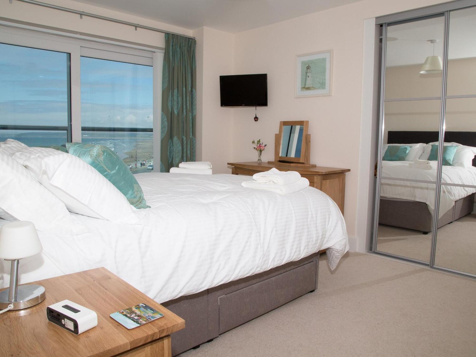 Apartment 11 - Latitude 51 Westward Ho!  Ngoại thất bức ảnh